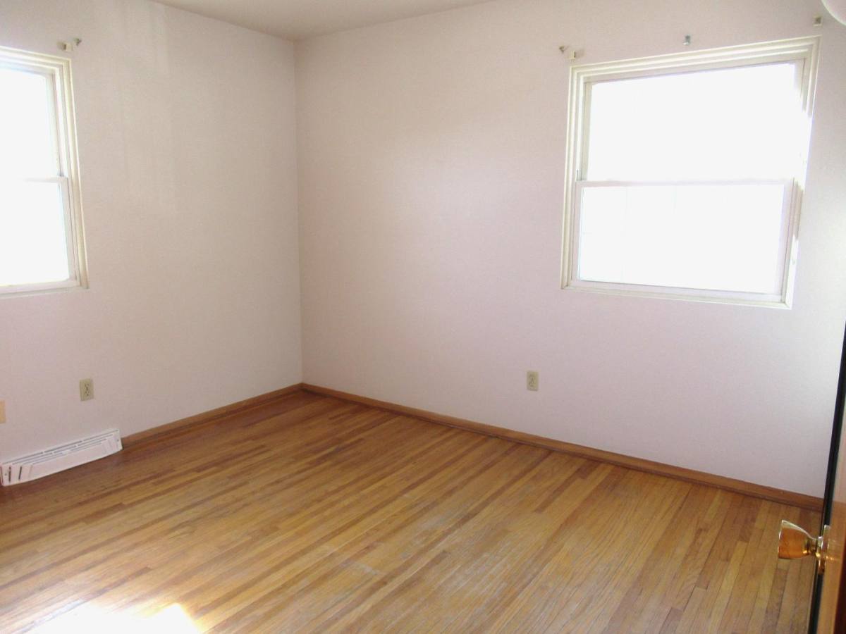 House for rent at 1625 Baltimore St #5, Waterloo, IA 50702