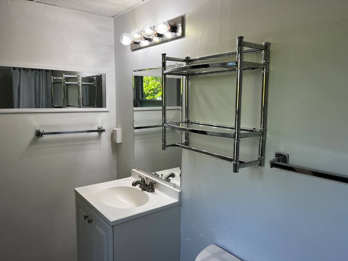 Apartment for rent at 222 Douglas Ave #6, Kalamazoo, MI 49007