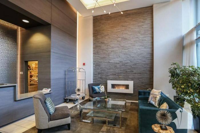 Apartment for rent at 3740 N Halsted St #802, Chicago, IL 60613