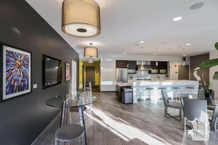 Apartment for rent at 3740 N Halsted St #802, Chicago, IL 60613
