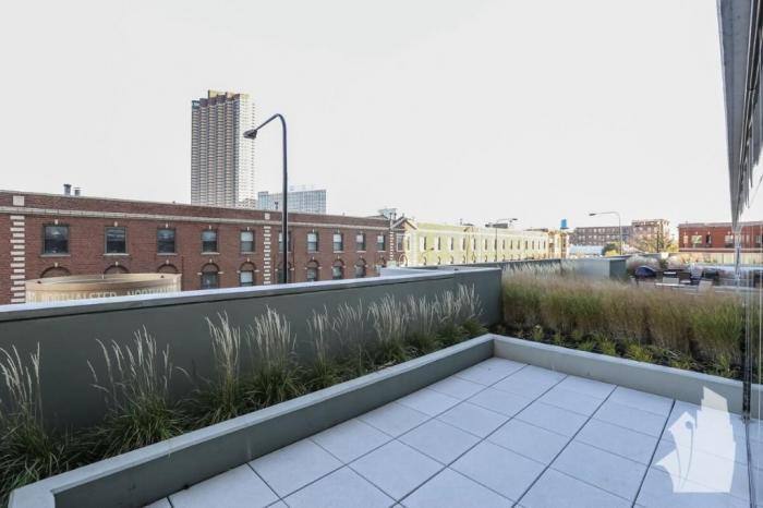 Apartment for rent at 3740 N Halsted St #802, Chicago, IL 60613