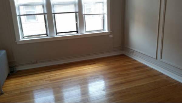 Apartment for rent at 1369 W Estes Ave #1H, Chicago, IL 60626