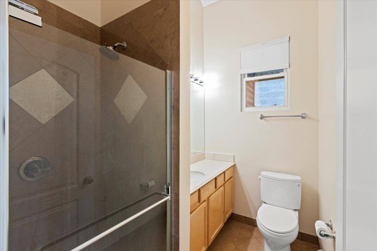 Apartment for rent at 456 N Green St #2, Chicago, IL 60642