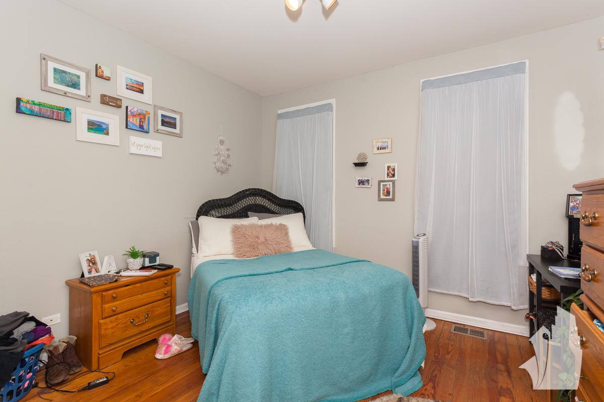 Apartment for rent at 2518 N Campbell #1, Chicago, IL 60647