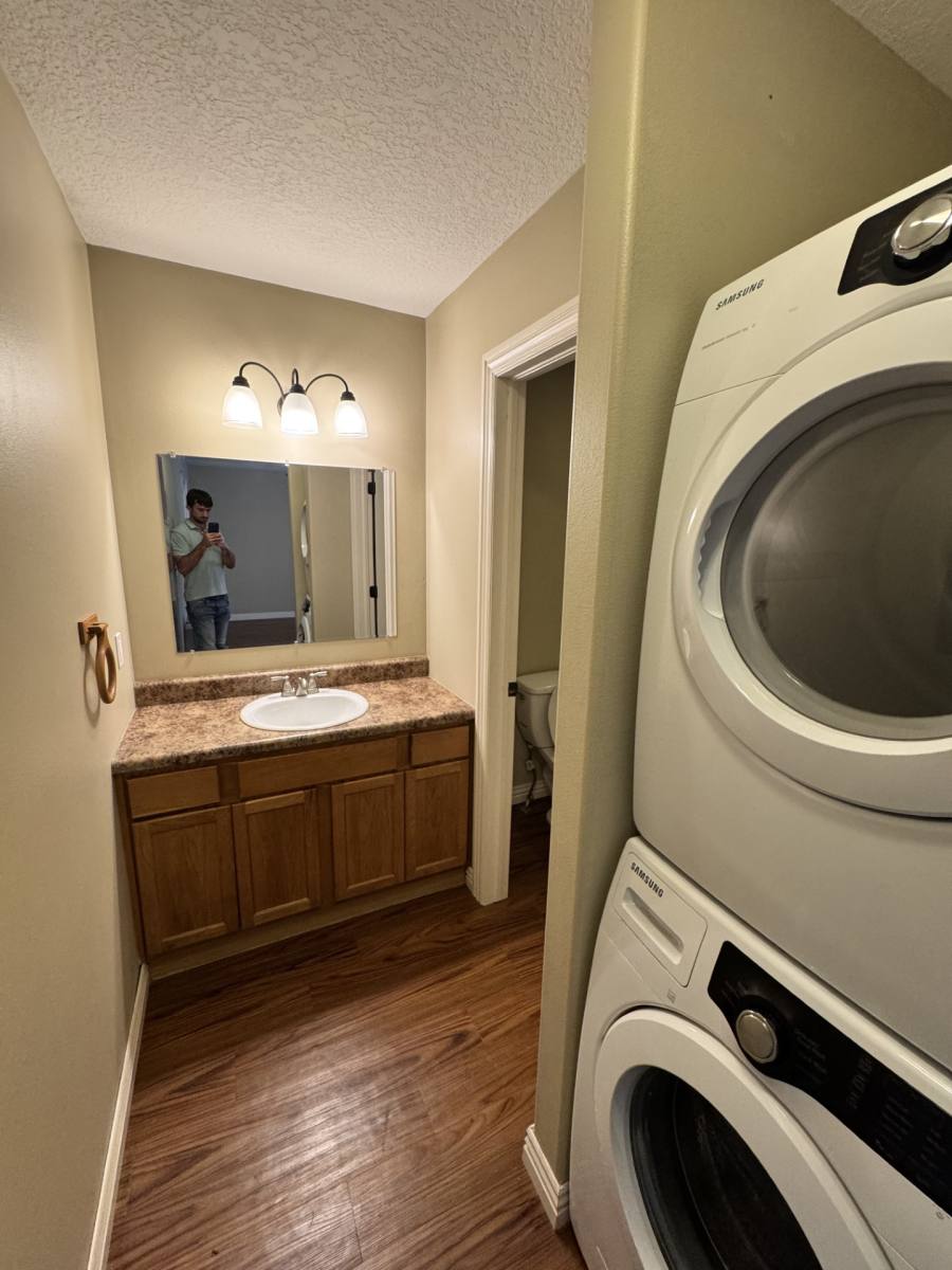 Townhouse for rent at 2007 S Broadway St, Pittsburg, KS 66762