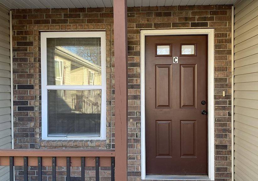 Townhouse for rent at 2007 S Broadway St, Pittsburg, KS 66762