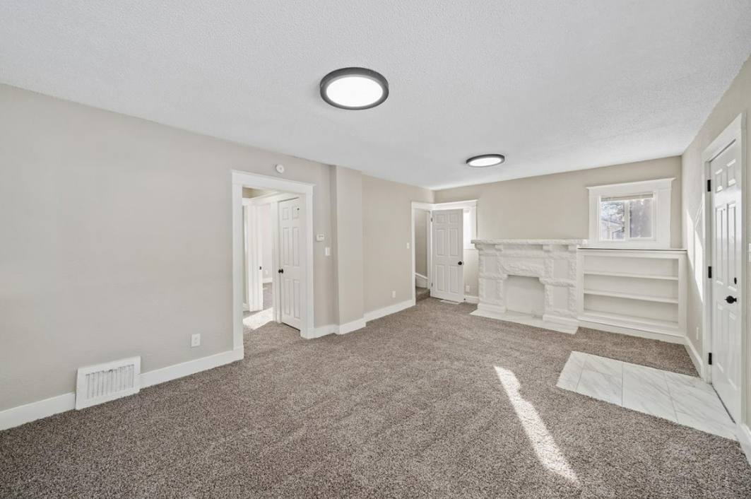 House for rent at 2713 Elmwood Ave, Kansas City, MO 64128