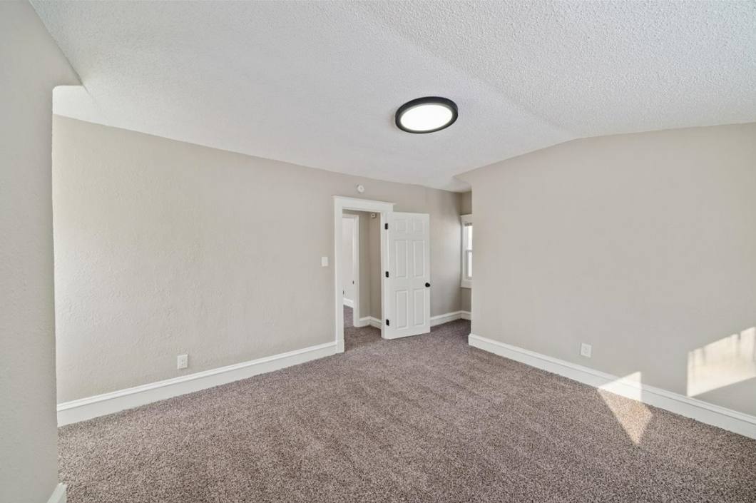 House for rent at 2713 Elmwood Ave, Kansas City, MO 64128