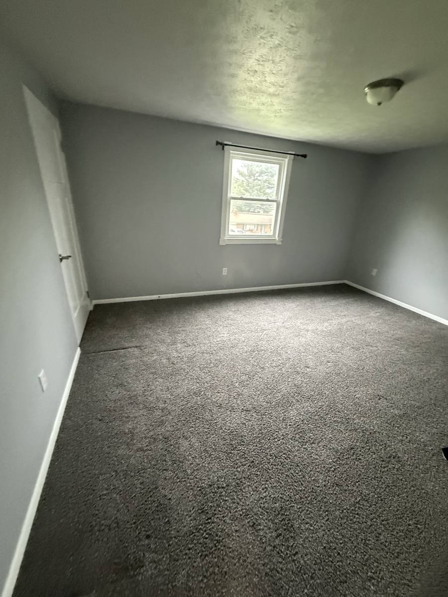 Townhouse for rent at 2853 Bailey St NW, Massillon, OH 44646