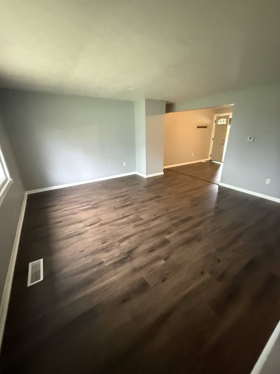 Townhouse for rent at 2853 Bailey St NW, Massillon, OH 44646