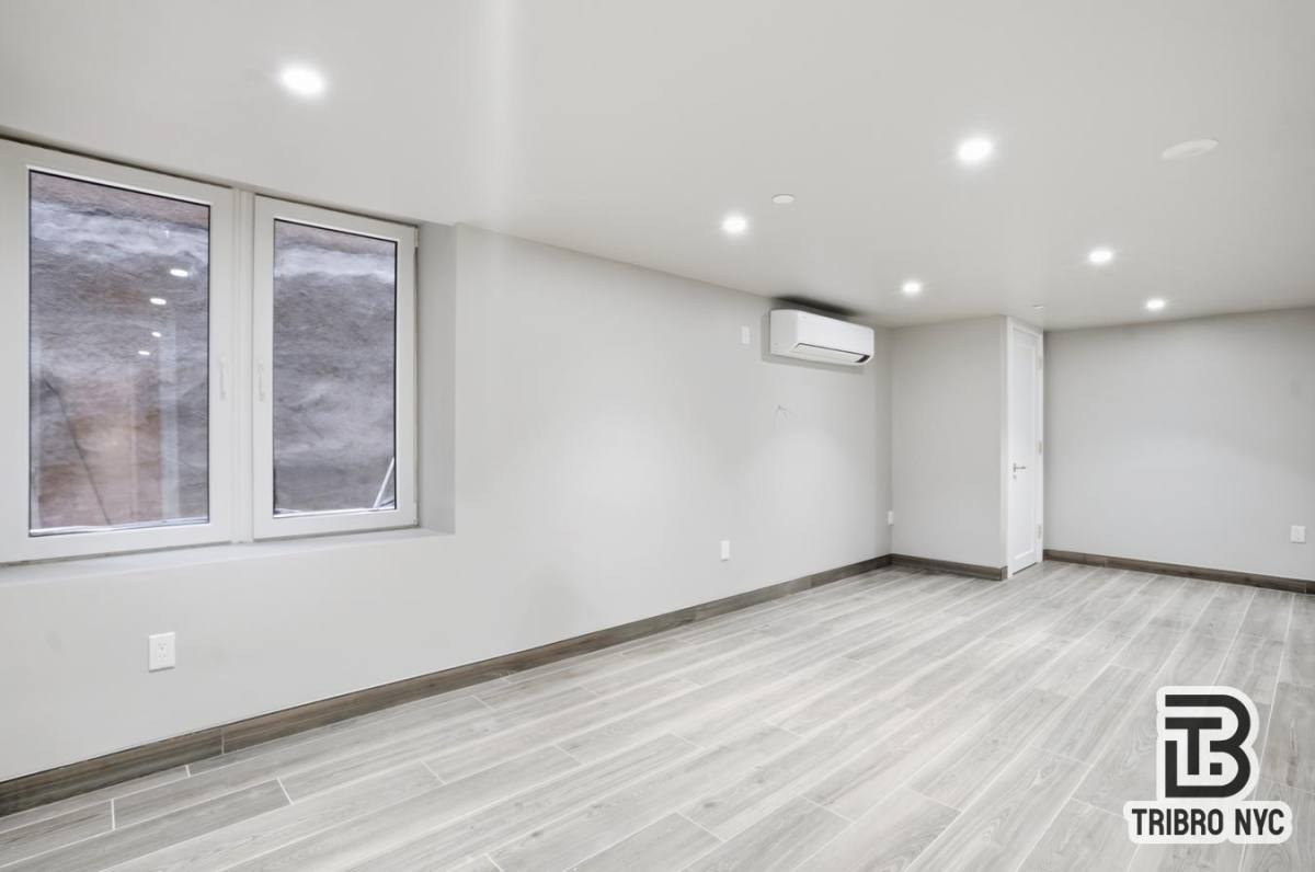 Apartment for rent at 129 Russell St #1S, Brooklyn, NY 11222