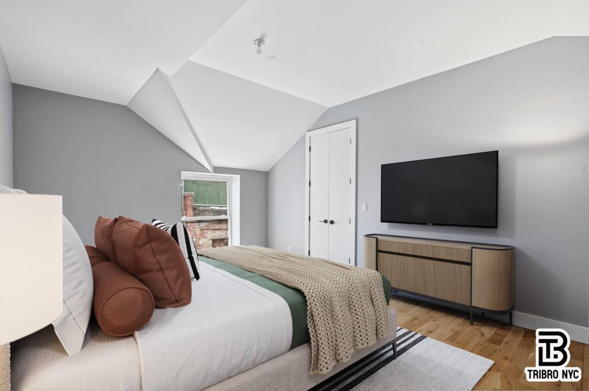 Apartment for rent at 496 Broadway #4, Brooklyn, NY 11211