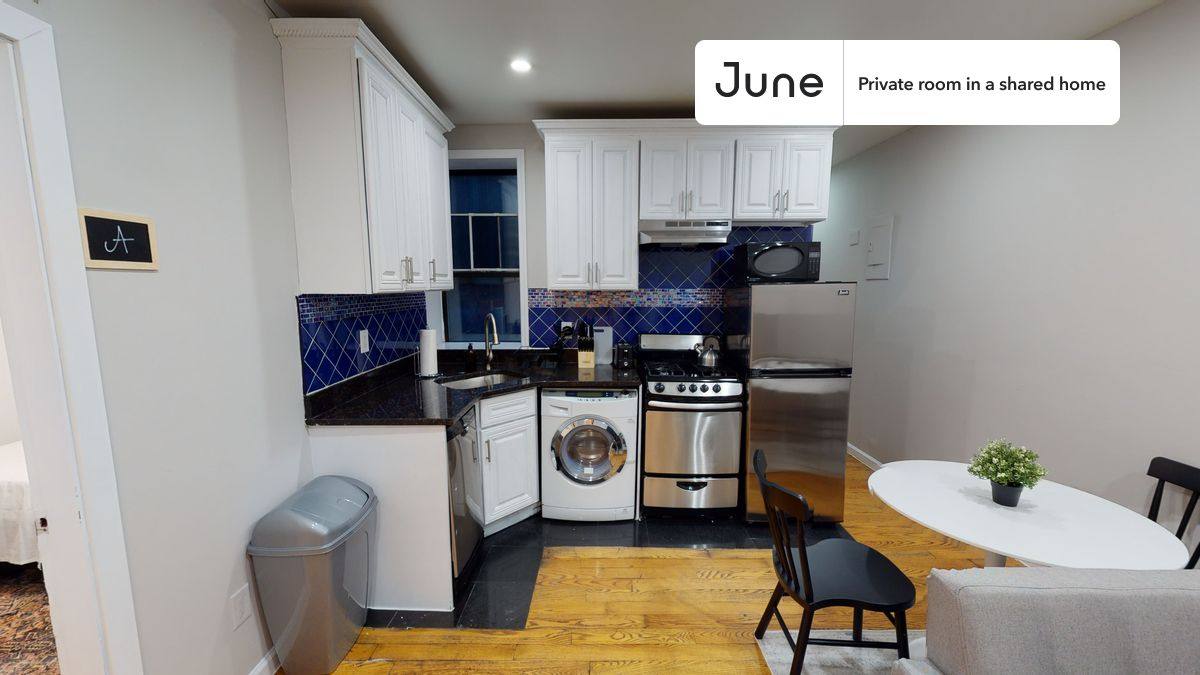 Apartment for rent at 214 W 109th St, New York, NY 10025
