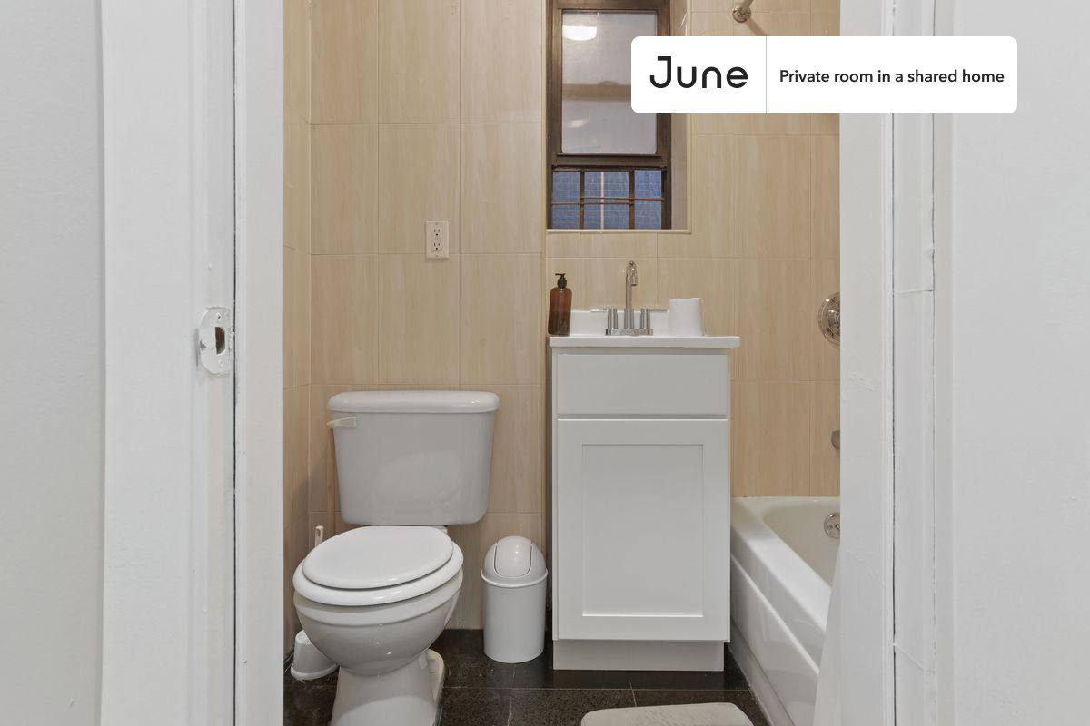 Apartment for rent at 214 W 109th St, New York, NY 10025
