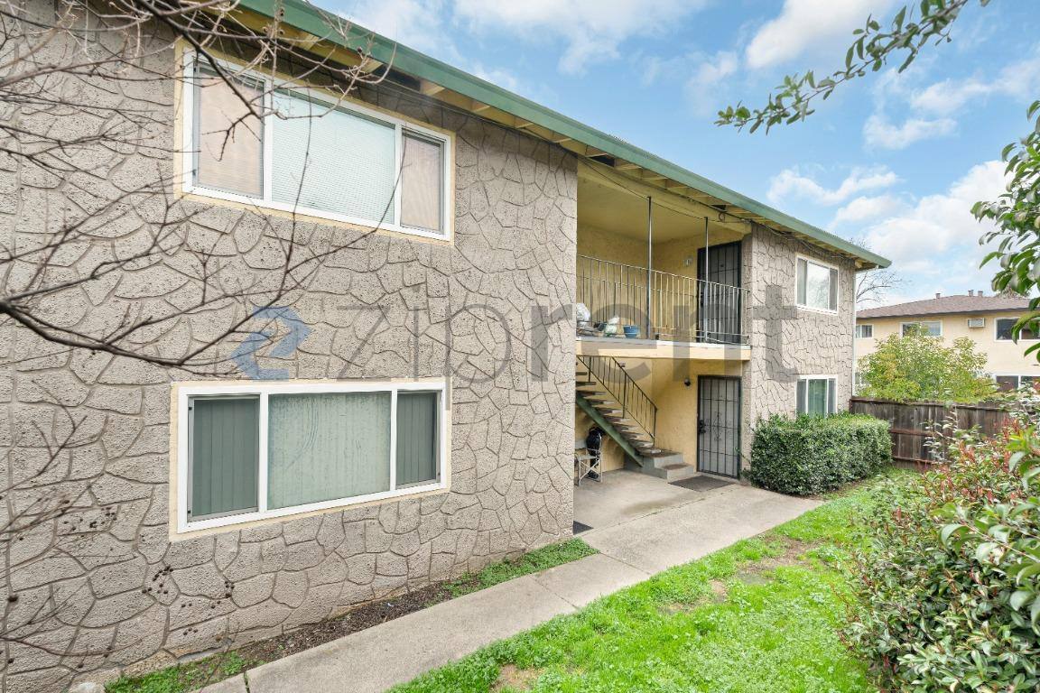 Apartment for rent at 4561 Ashcroft Ave #52, Sacramento, CA 95841