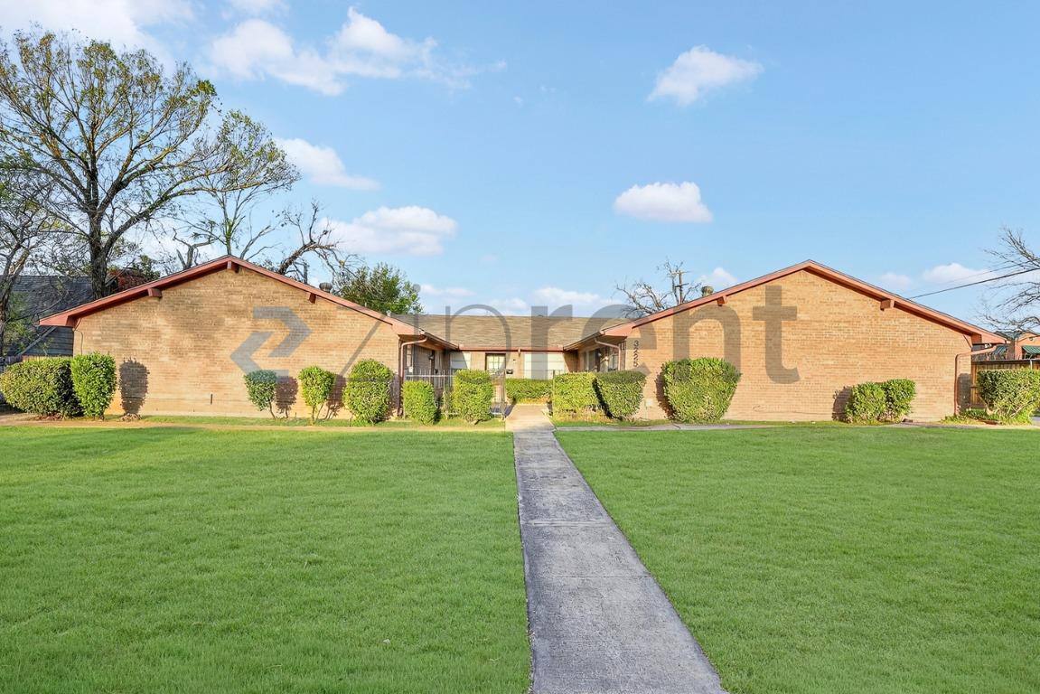 House for rent at 3225 Crites St #102, Fort Worth, TX 76118