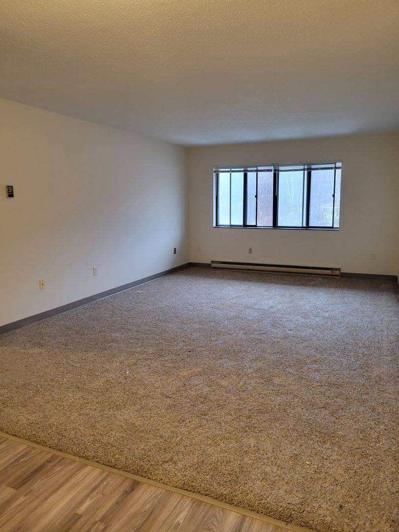 Apartment for rent at 1015 E Central Entrance, Duluth, MN 55811