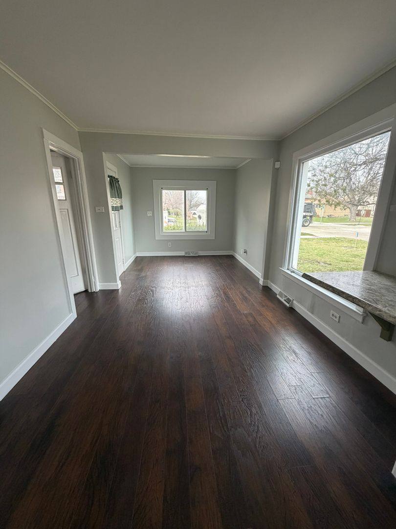 House for rent at 2209 Douglas Ave, Des Plaines, IL 60018