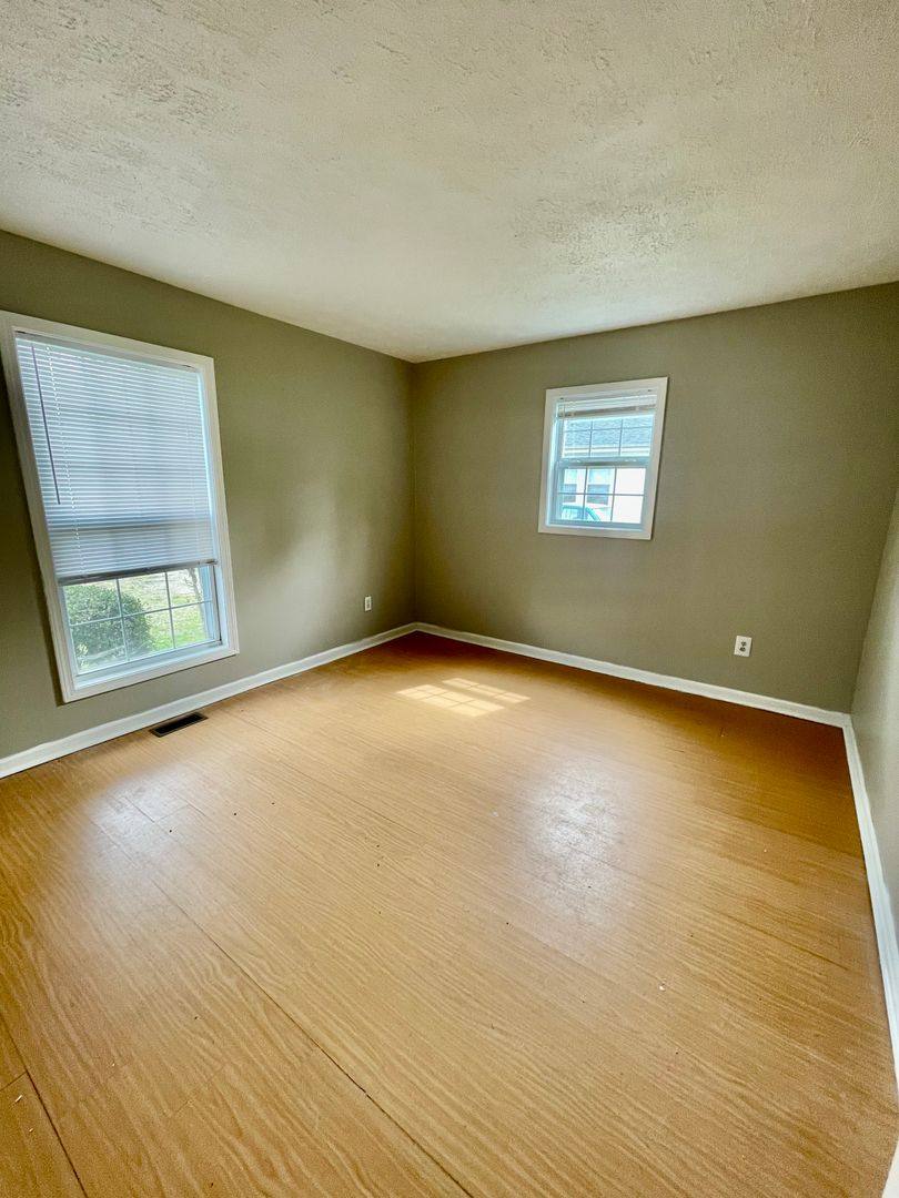Apartment for rent at 935 Tom Sadler Rd, Charlotte, NC 28214