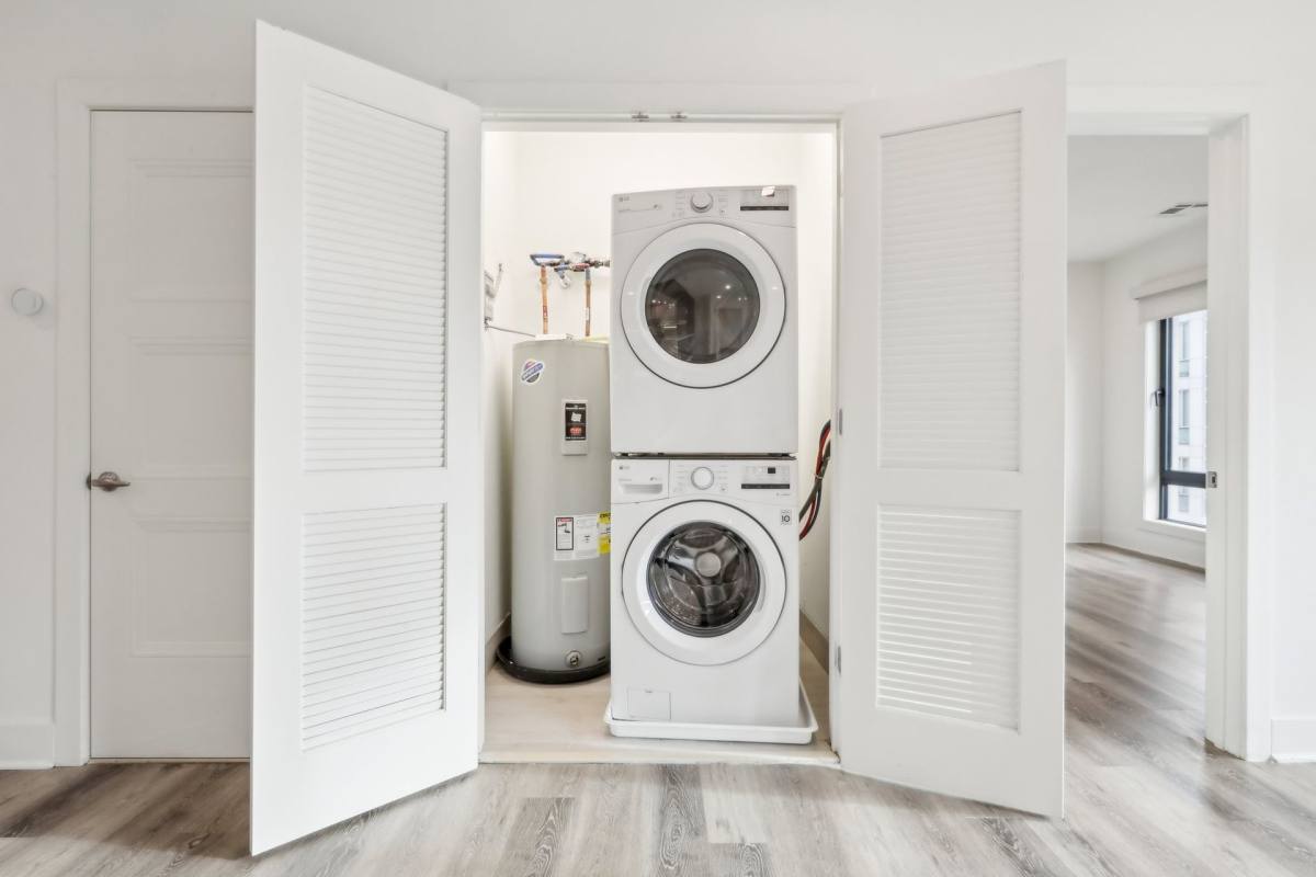 Apartment for rent at 45 William St, Newark, NJ 07102