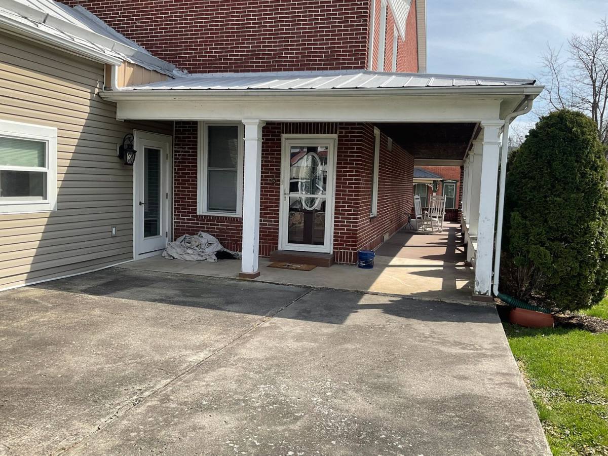 House for rent at 112 W Main St, New Bloomfield, PA 17068