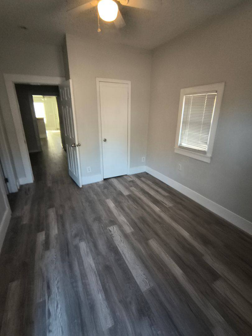 Apartment for rent at 401 Main, Brownwood, TX 76801