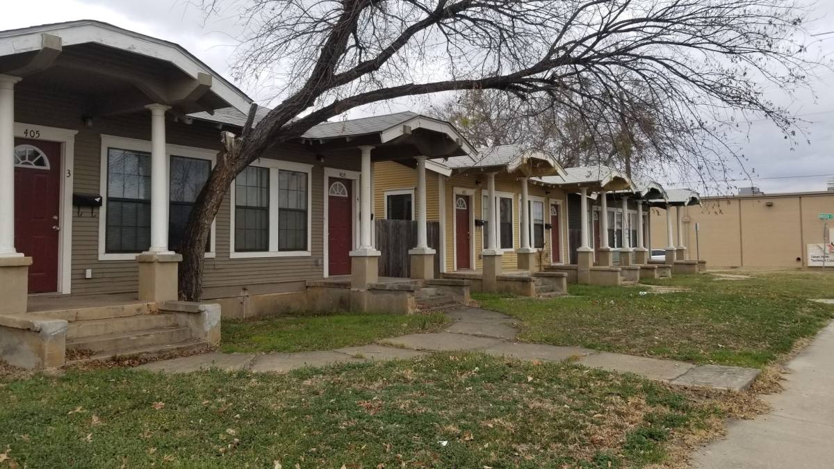 Apartment for rent at 401 Main, Brownwood, TX 76801