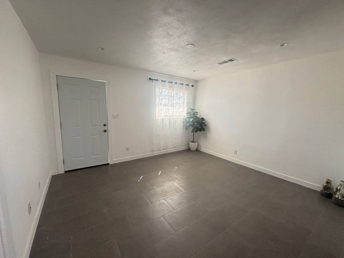 House for rent at 45025 1 2 10th St W, Lancaster, CA 93534