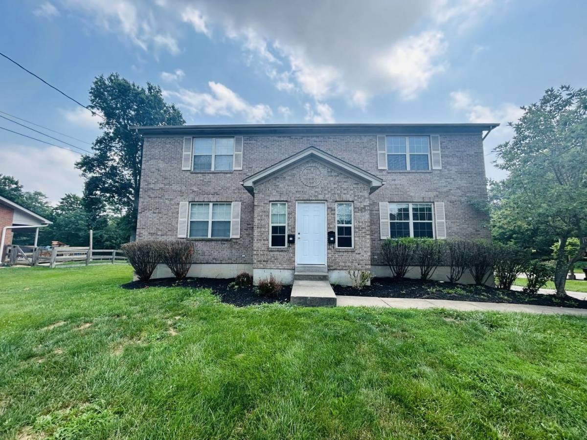 Apartment for rent at 13 -15 Shenandoah Dr, Florence, KY 41042
