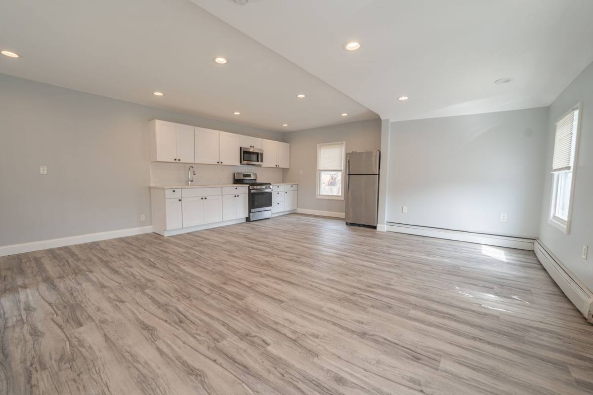 Apartment for rent at 12 Union Ave, Patchogue, NY 11772
