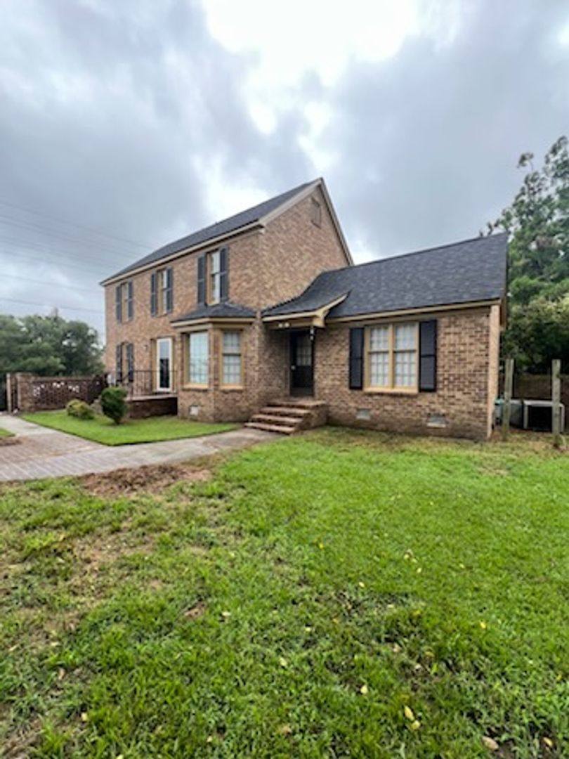House for rent at 417 N Ebenezer Rd, Florence, SC 29501