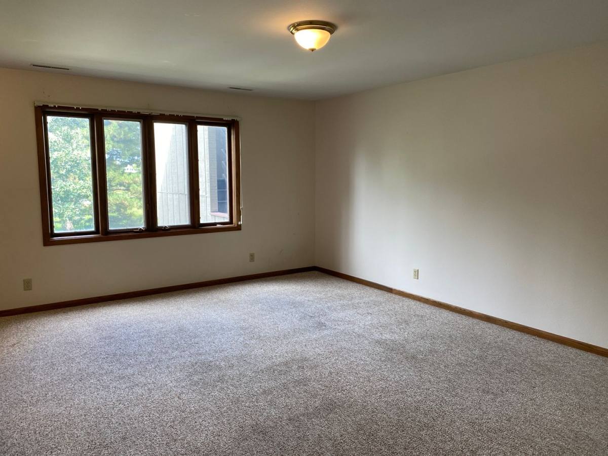 Apartment for rent at 3005 3009 Grove Ave, Ames, IA 50010