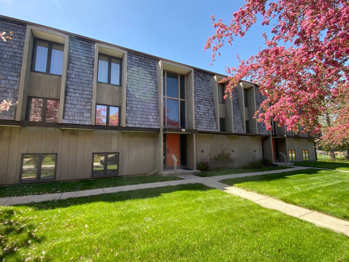 Apartment for rent at 3005 3009 Grove Ave, Ames, IA 50010