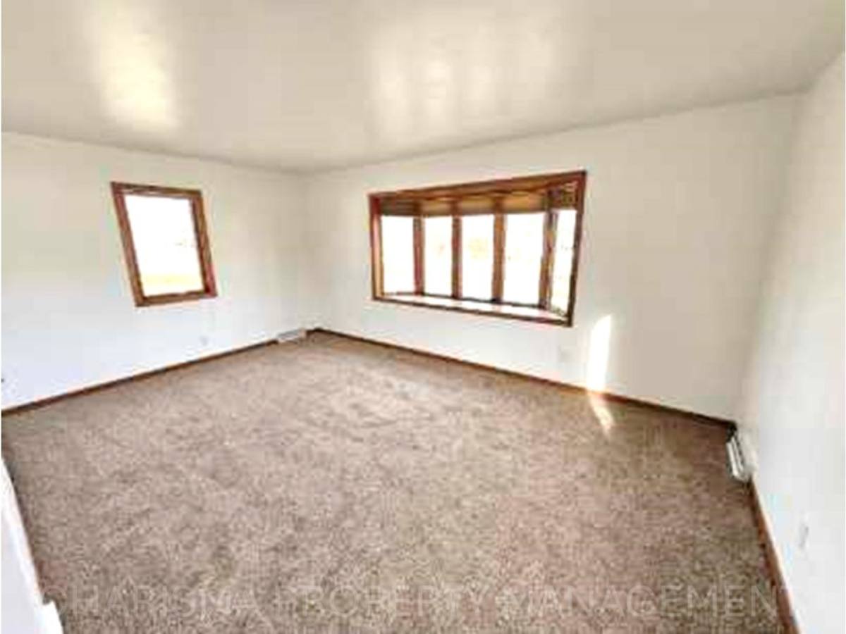 Apartment for rent at 805 4th St, Garretson, SD 57030