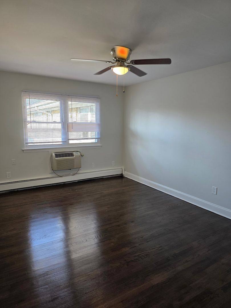 Apartment for rent at 461 Heckman St, Phillipsburg, NJ 08865