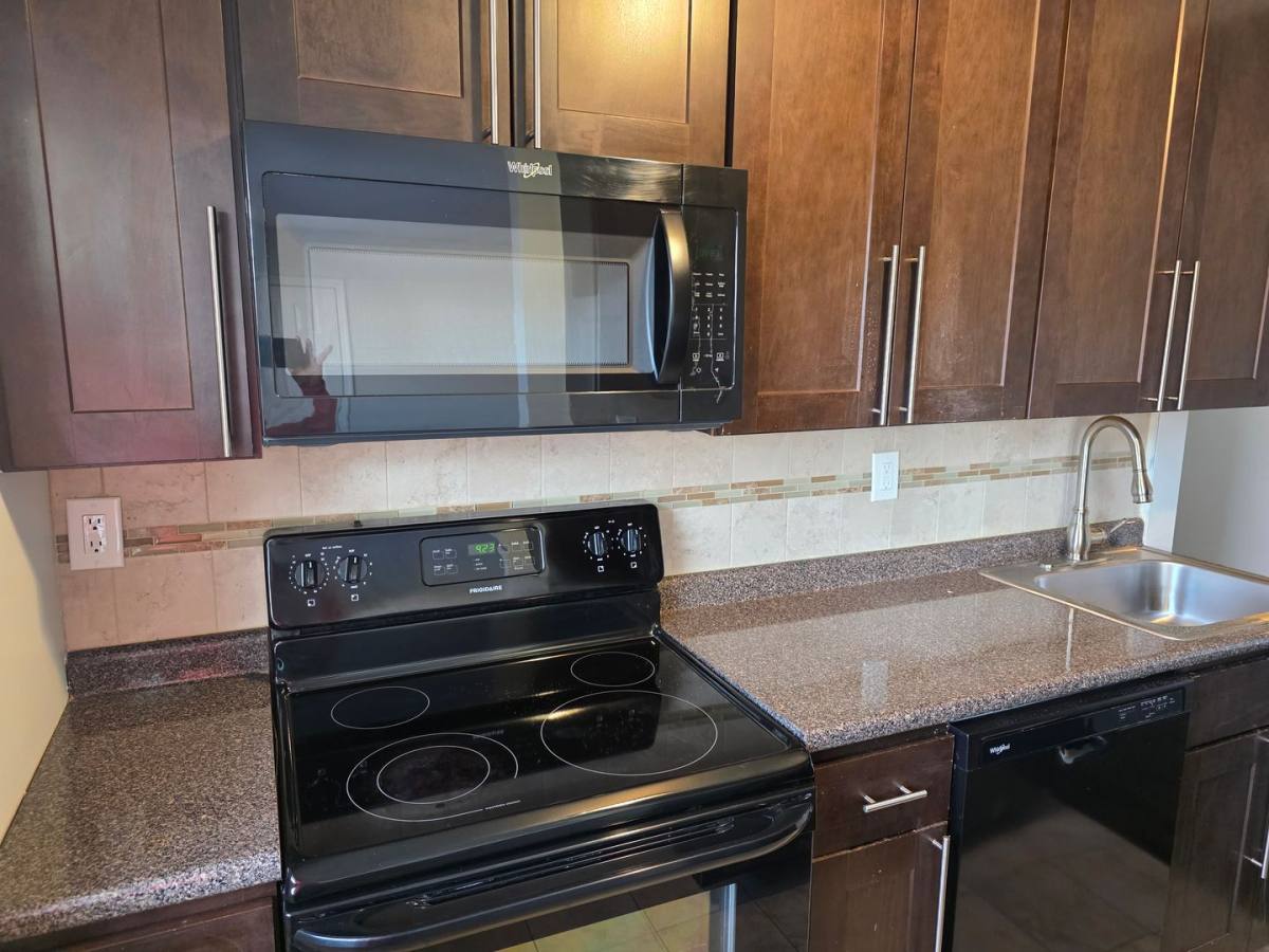 Apartment for rent at 461 Heckman St, Phillipsburg, NJ 08865