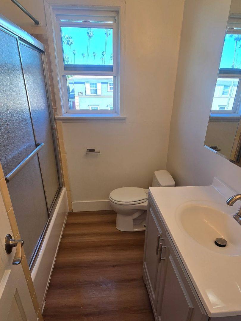 Apartment for rent at 1631 S Bronson Ave, Los Angeles, CA 90019