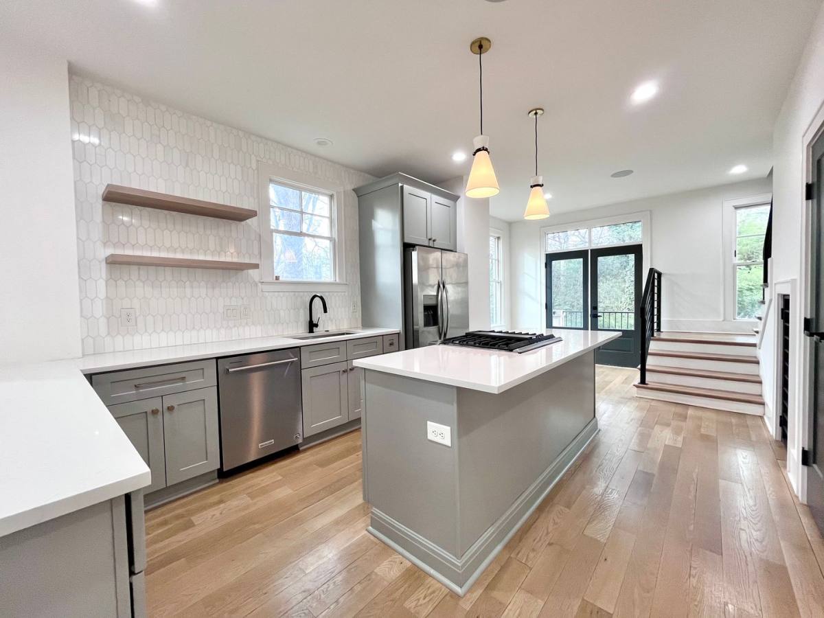 Townhouse for rent at 614 W Blvd, Charlotte, NC 28203