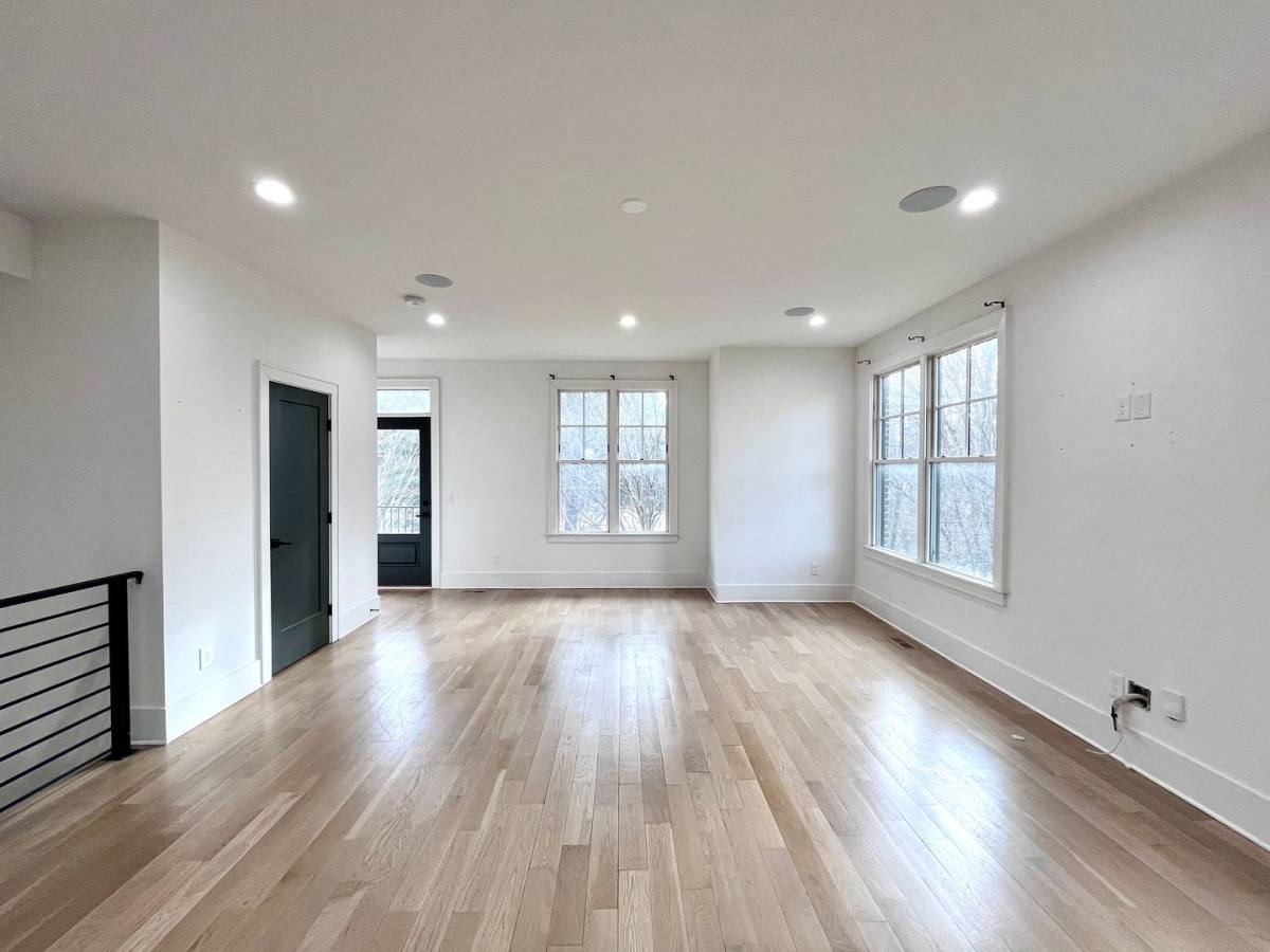 Townhouse for rent at 614 W Blvd, Charlotte, NC 28203