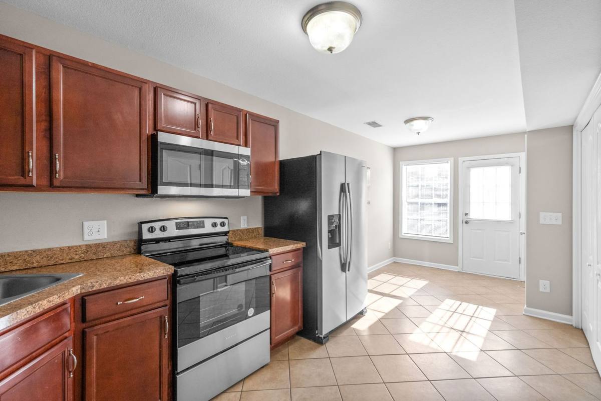 Apartment for rent at 65 Durrett Dr, Clarksville, TN 37042