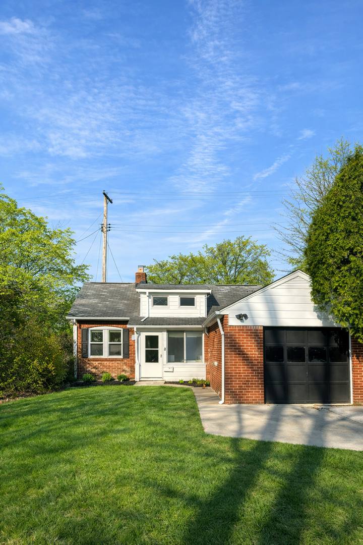 House for rent at 368 E 248 St, Euclid, OH 44123
