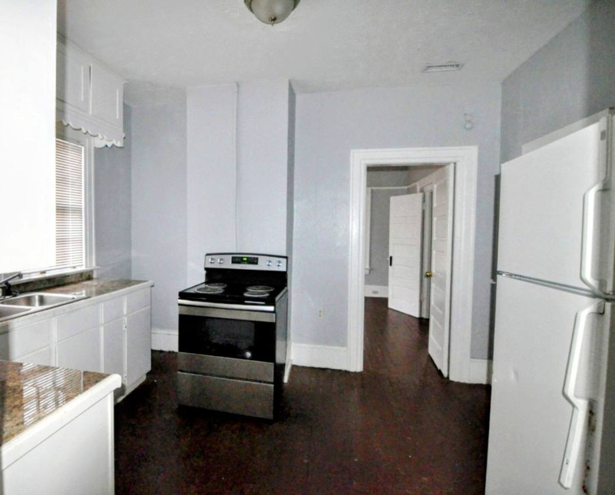 Apartment for rent at 2030 Madison Ave, Montgomery, AL 36107