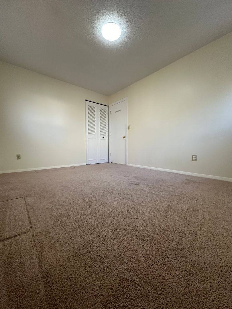 Apartment for rent at 7 Gorham Ave, Clinton, MA 01510