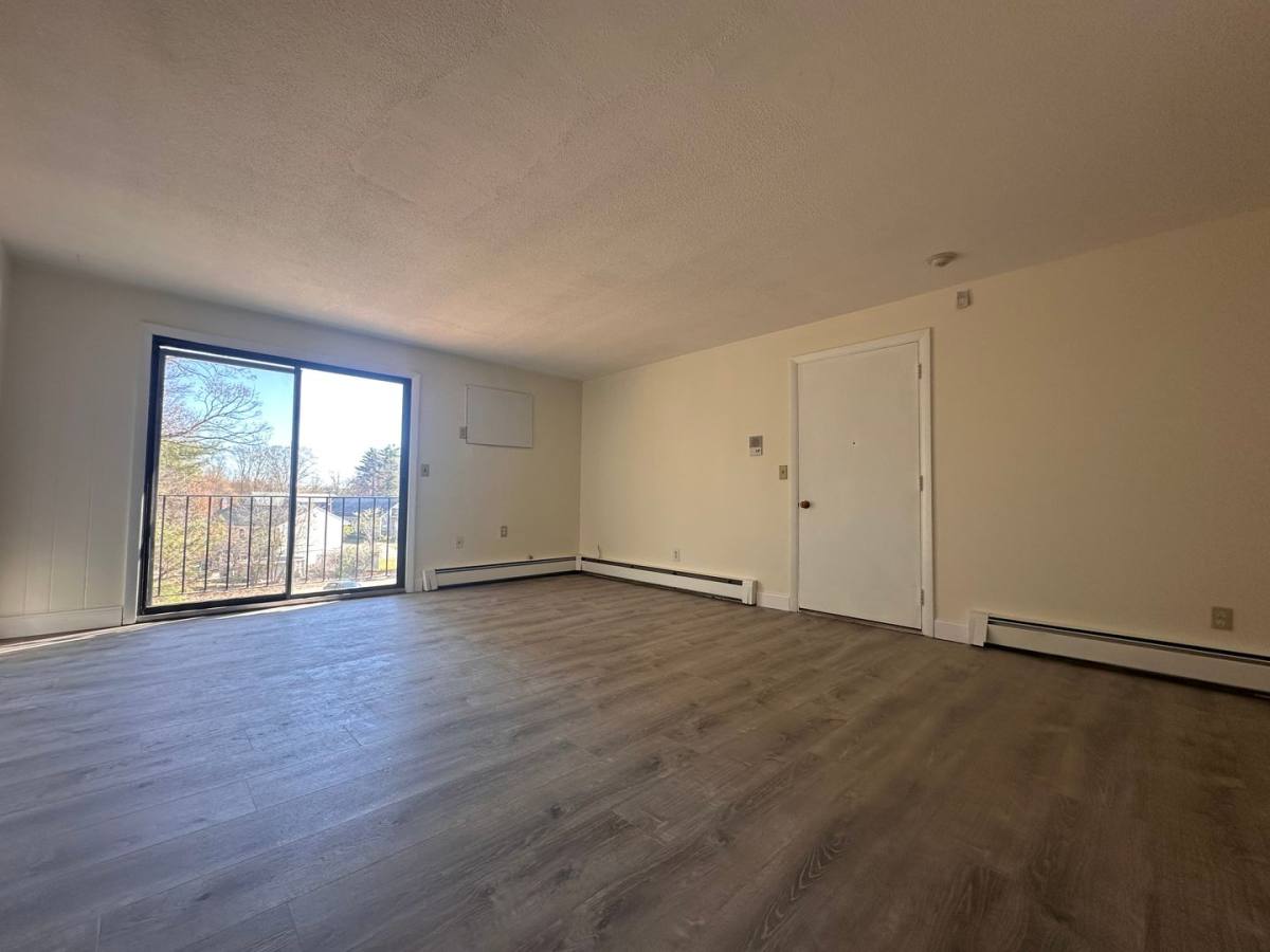 Apartment for rent at 7 Gorham Ave, Clinton, MA 01510