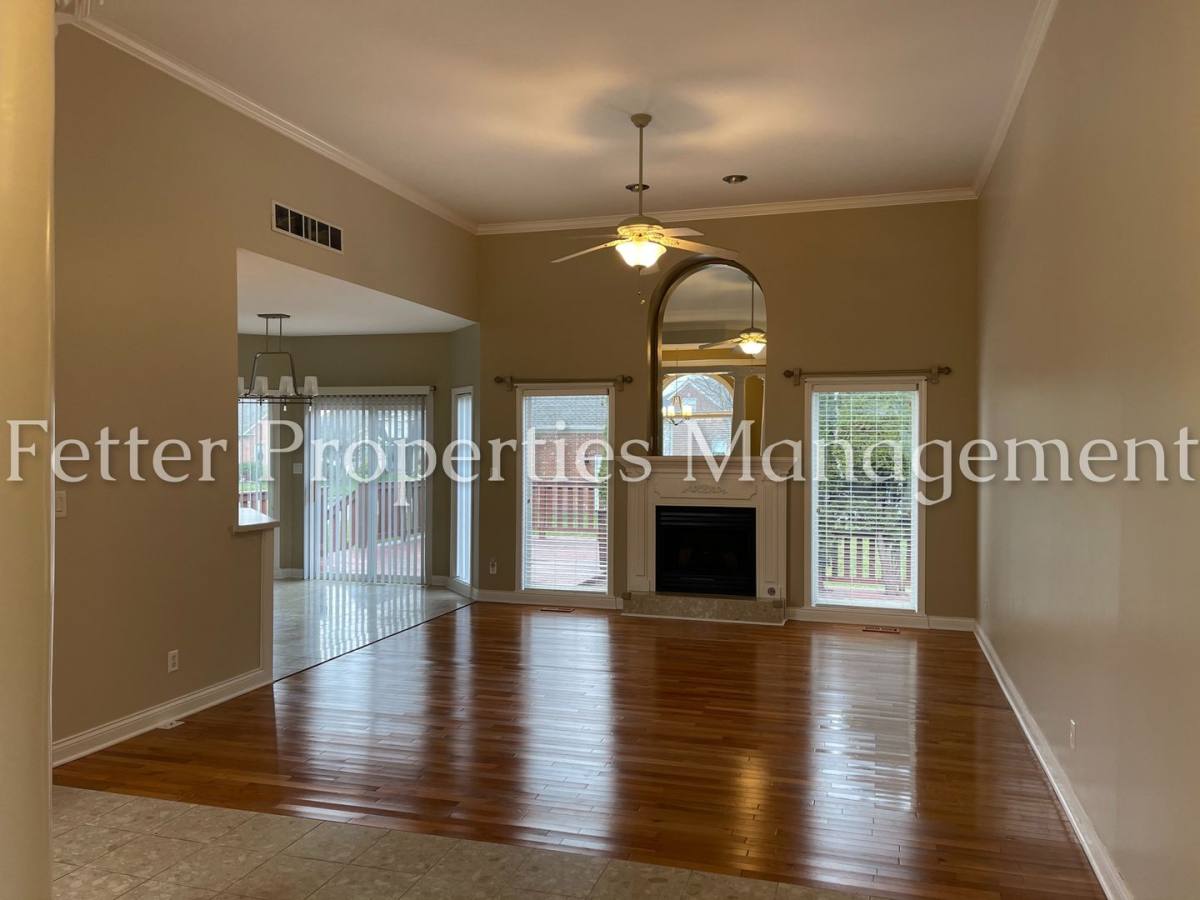 House for rent at 5746 Winnett Dr, Evansville, IN 47711