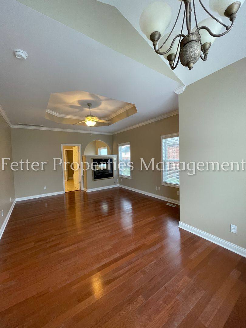 House for rent at 5746 Winnett Dr, Evansville, IN 47711