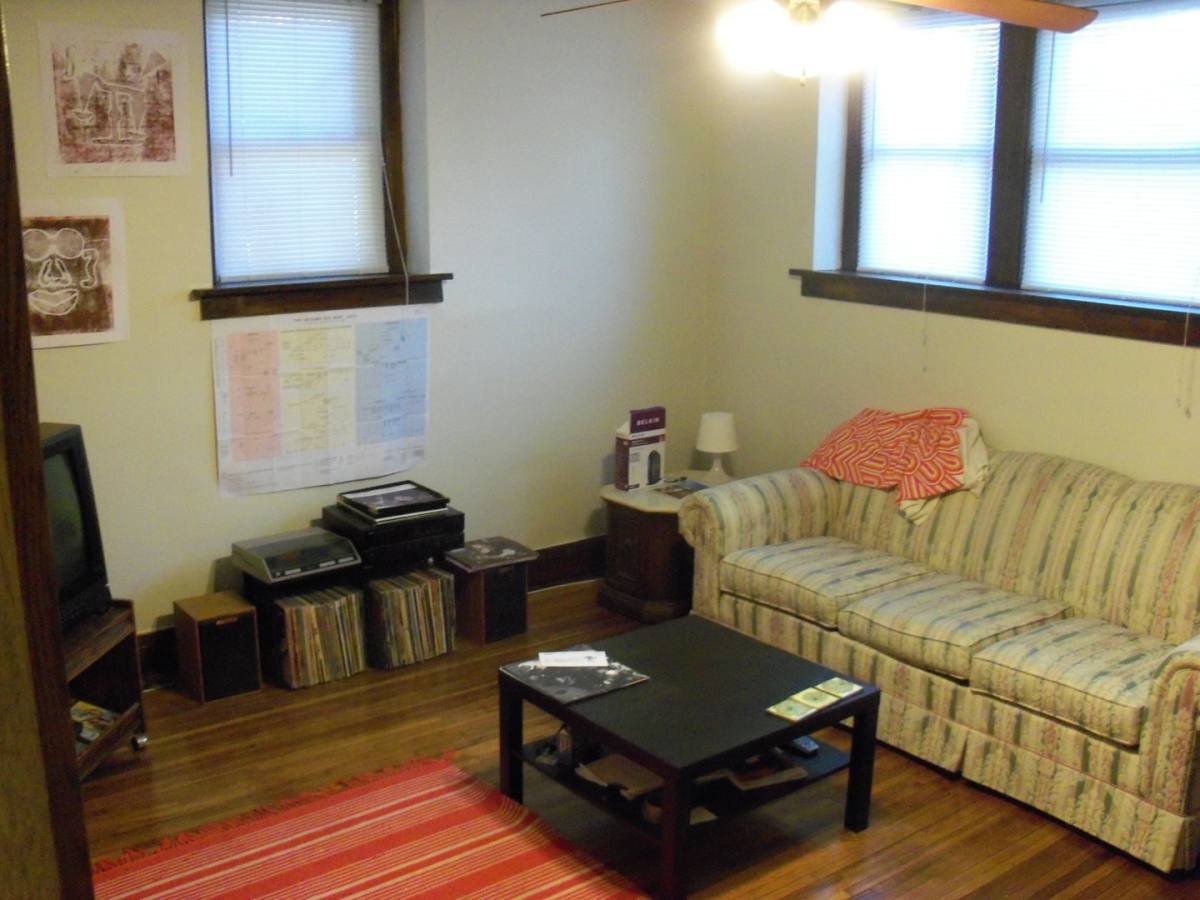 Apartment for rent at 2506 1st Ave S, Minneapolis, MN 55404