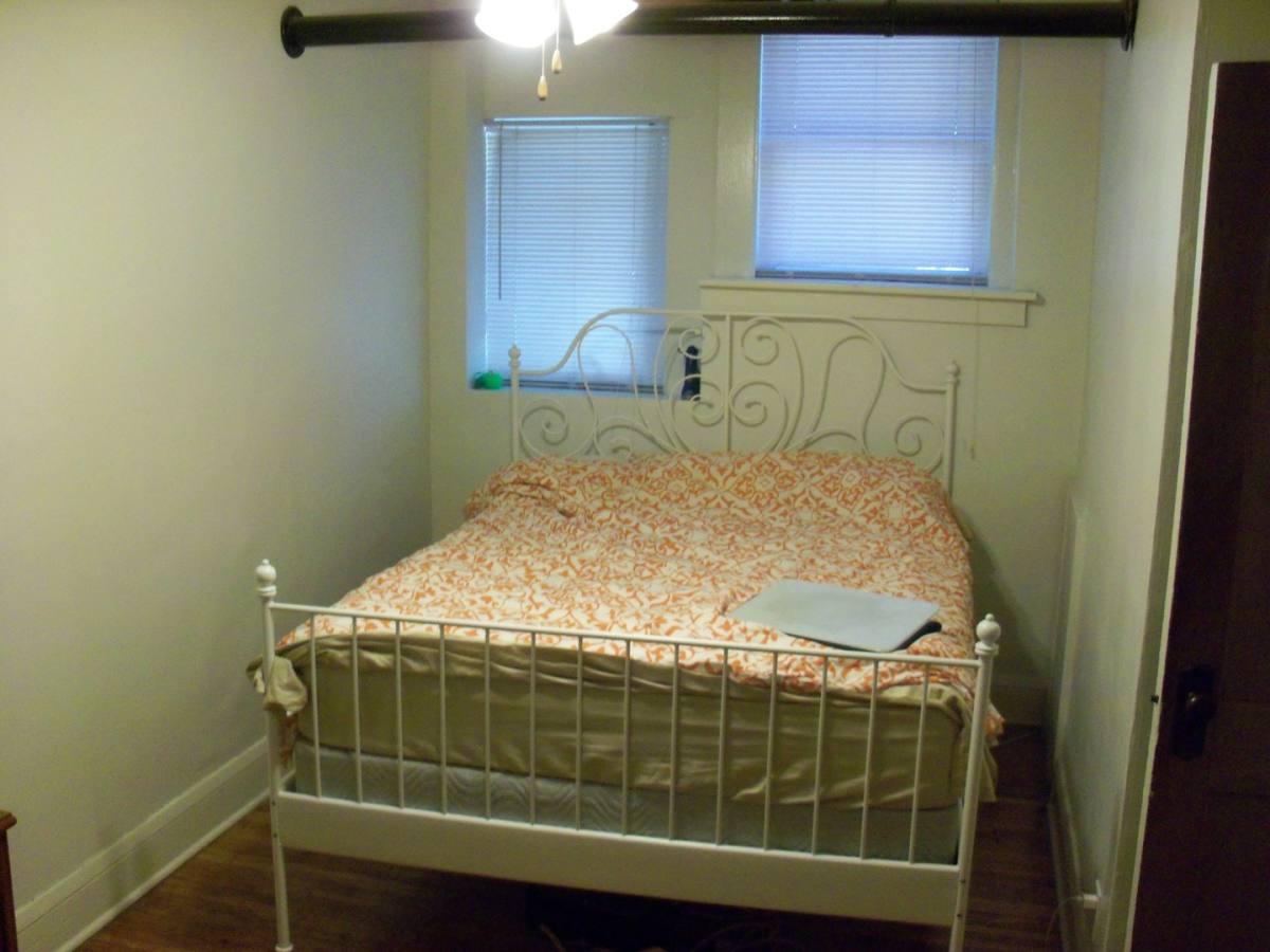 Apartment for rent at 2506 1st Ave S, Minneapolis, MN 55404