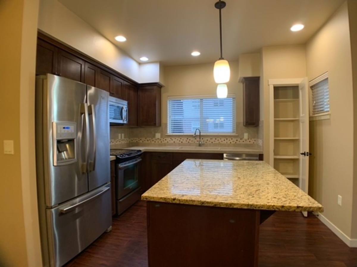 House for rent at 13905 SW Meridian St, Beaverton, OR 97005
