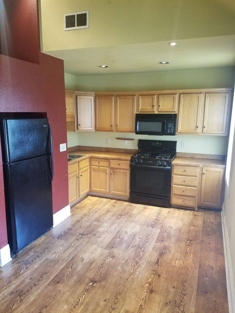 Apartment for rent at 1000 E Locust St, Milwaukee, WI 53212